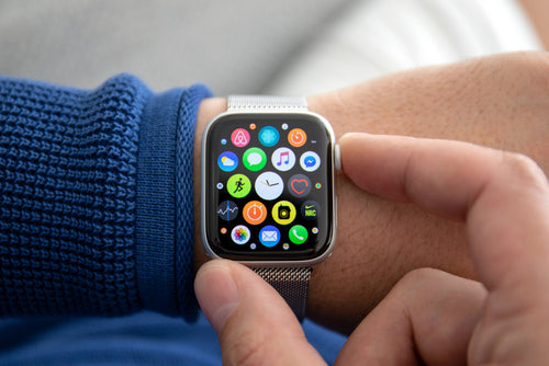 Apple Watch Series 6 40mm対44mm: どちらのサイズを購入したら良い？