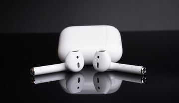 AirPods 2 と1はどこが違う？買うならどっち